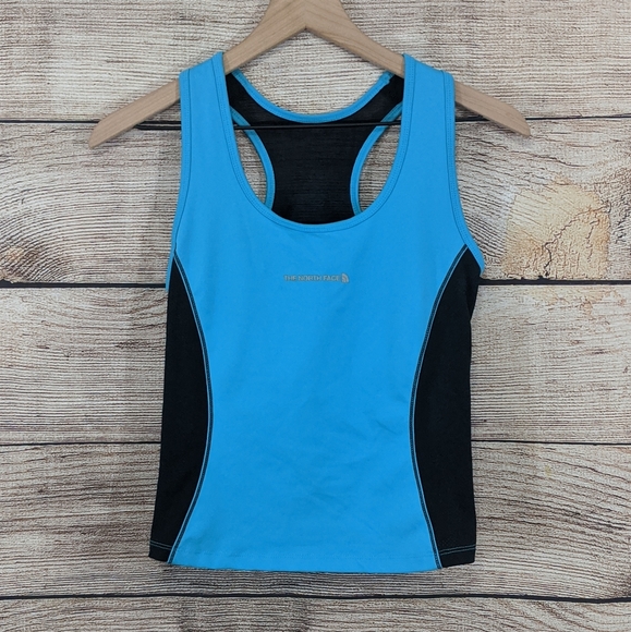 The North Face Tops - The North Face fitted running tank w/ built in bra